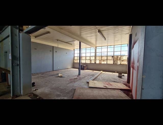 1,500M² FACTORY FOR SALE IN ISANDO
